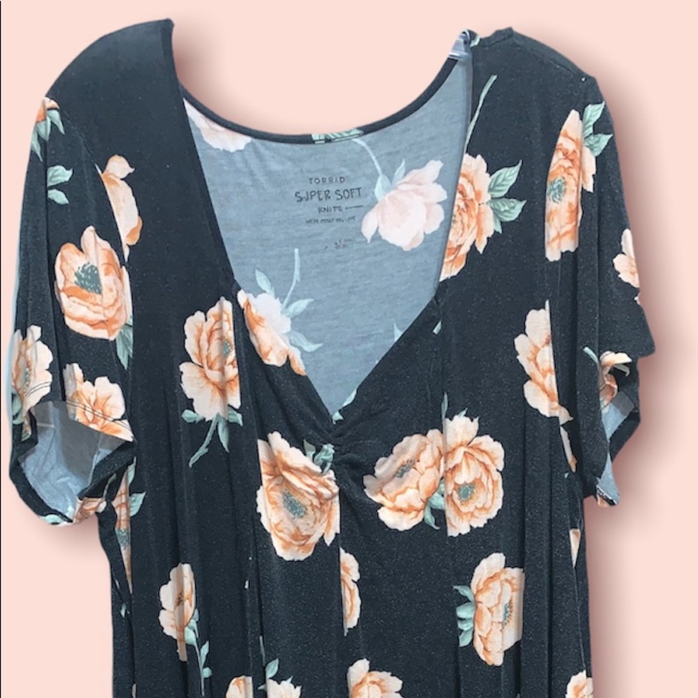 Torrid super soft black floral fluted dress (size 4X)